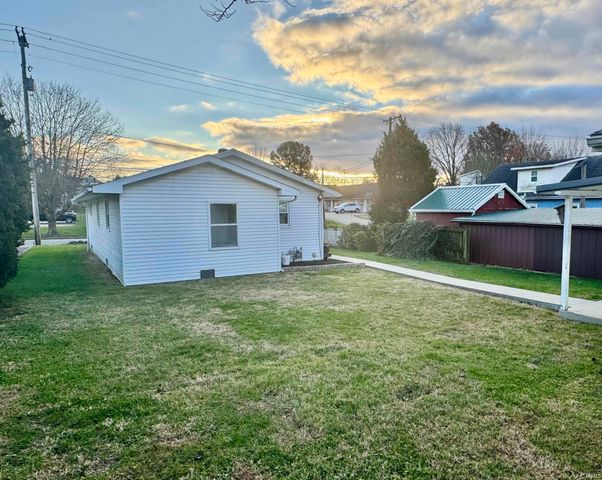 1433 Greene Street, Jasper, IN 47546