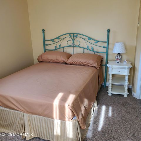 22 Queen Ann Road, Brick, NJ 08723