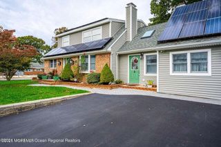 22 Queen Ann Road, Brick, NJ 08723