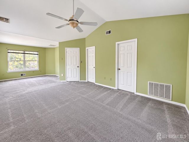 95 Ashford Drive, Plainsboro, NJ 08536