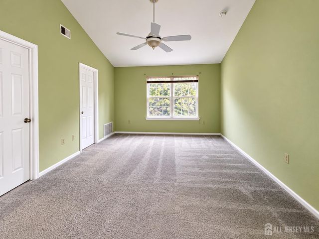 95 Ashford Drive, Plainsboro, NJ 08536
