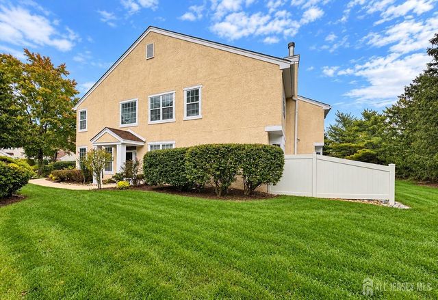 95 Ashford Drive, Plainsboro, NJ 08536