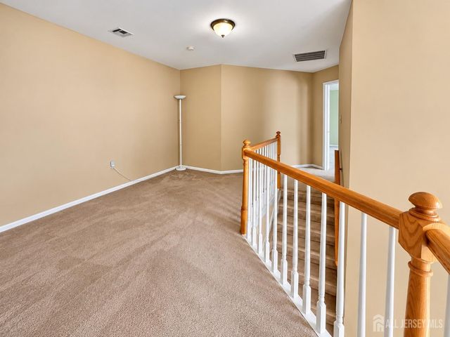 95 Ashford Drive, Plainsboro, NJ 08536