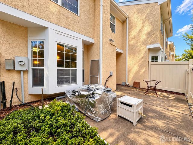 95 Ashford Drive, Plainsboro, NJ 08536