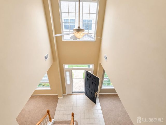 95 Ashford Drive, Plainsboro, NJ 08536