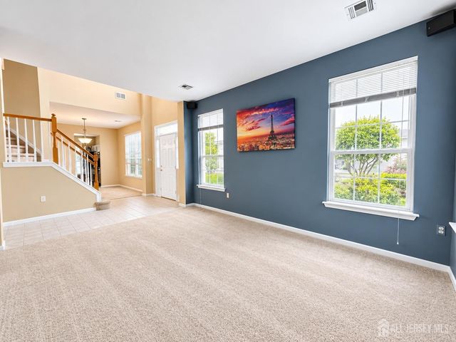 95 Ashford Drive, Plainsboro, NJ 08536