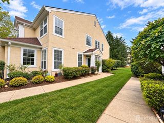 95 Ashford Drive, Plainsboro, NJ 08536