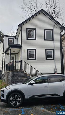 441 9th Street, Newark, NJ 07103