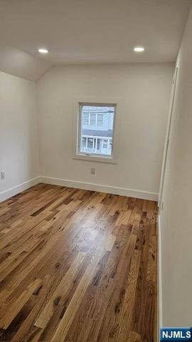 441 9th Street, Newark, NJ 07103