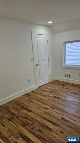 441 9th Street, Newark, NJ 07103