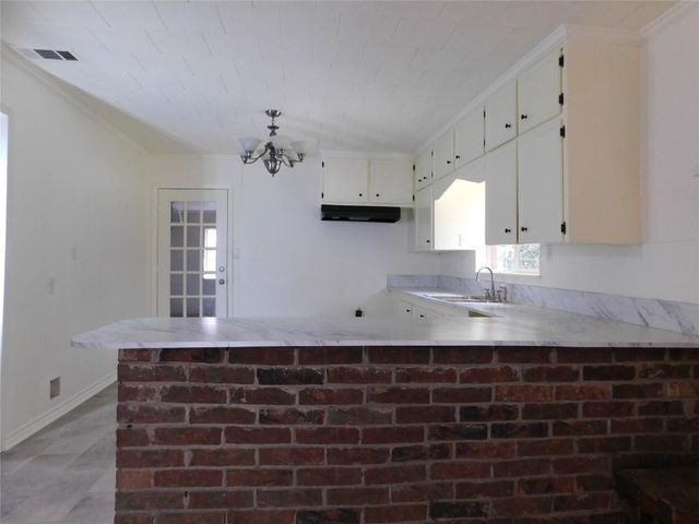 618 Temple Street, Woodville, TX 75979