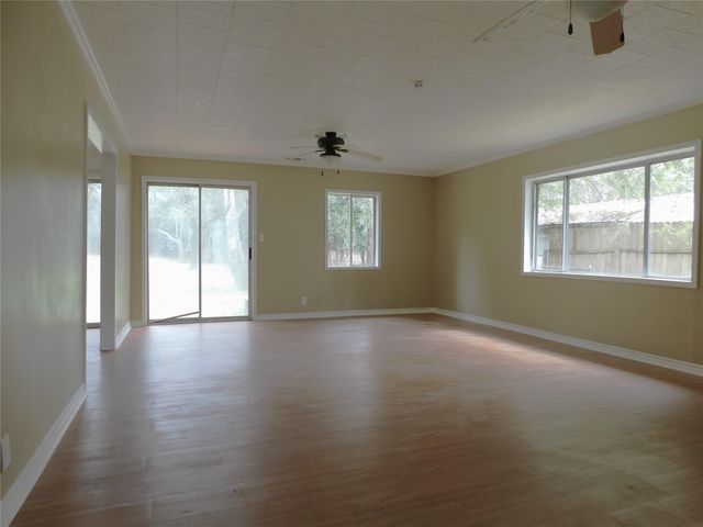 618 Temple Street, Woodville, TX 75979