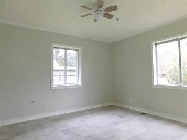 618 Temple Street, Woodville, TX 75979