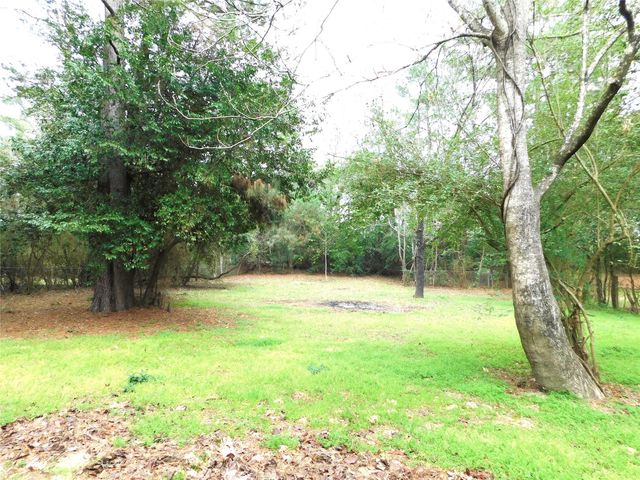 618 Temple Street, Woodville, TX 75979