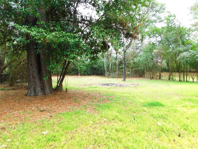 618 Temple Street, Woodville, TX 75979