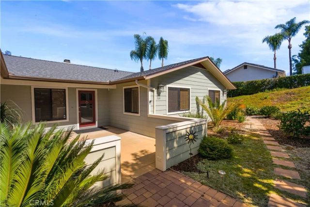 1691 Pepper Tree, Fallbrook, CA 92028