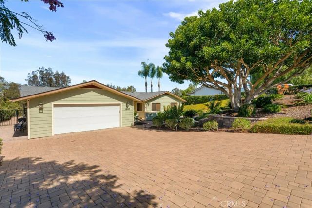 1691 Pepper Tree, Fallbrook, CA 92028