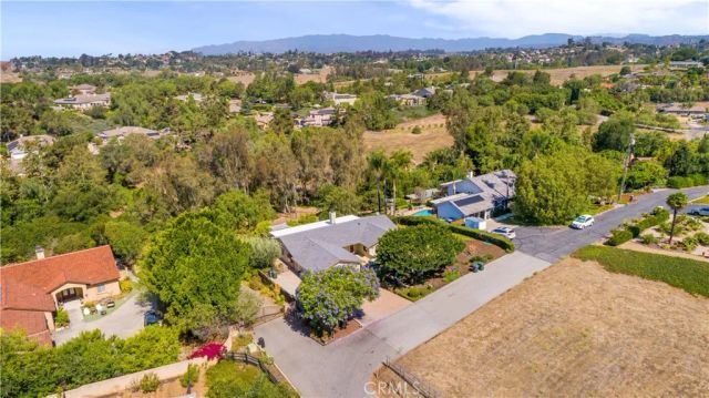 1691 Pepper Tree, Fallbrook, CA 92028