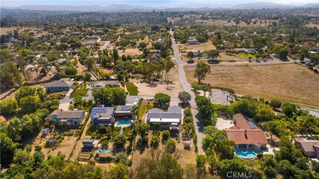 1691 Pepper Tree, Fallbrook, CA 92028