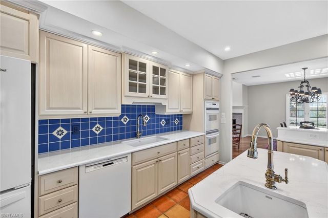 290 Southwinds DR, Sanibel, FL 33957