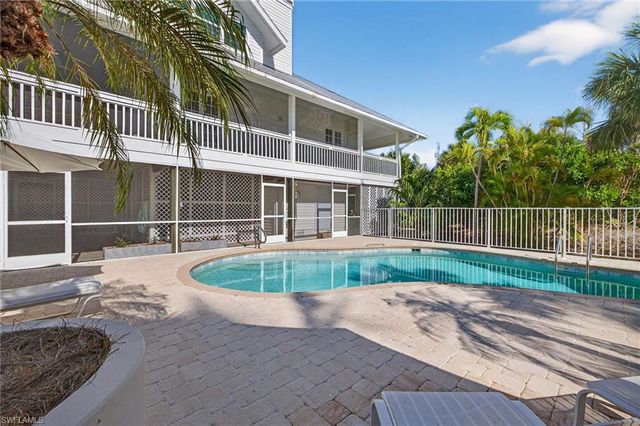 290 Southwinds DR, Sanibel, FL 33957