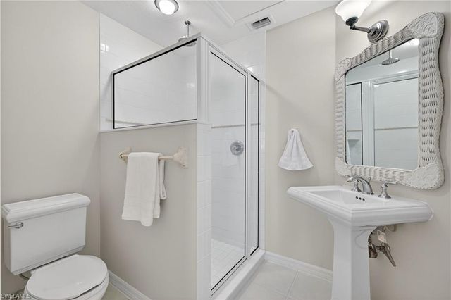 290 Southwinds DR, Sanibel, FL 33957