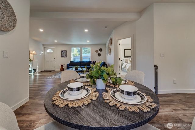 42 E Mossflower Lane, Grapeview, WA 98546