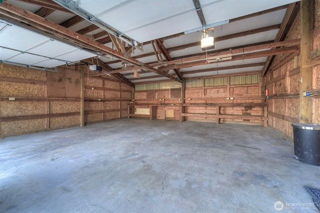 42 E Mossflower Lane, Grapeview, WA 98546