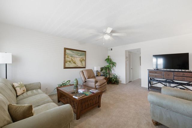101 Doolen Court 307, North Palm Beach, FL 33408