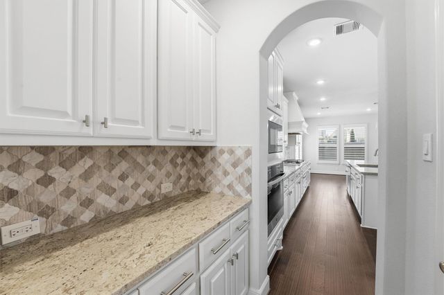 18011 Zagranski Cedar, Cypress, TX 77433