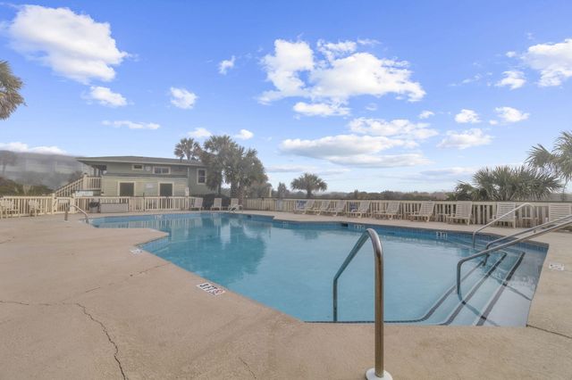 1300 Ocean Boulevard 140, Isle Of Palms, SC 29451