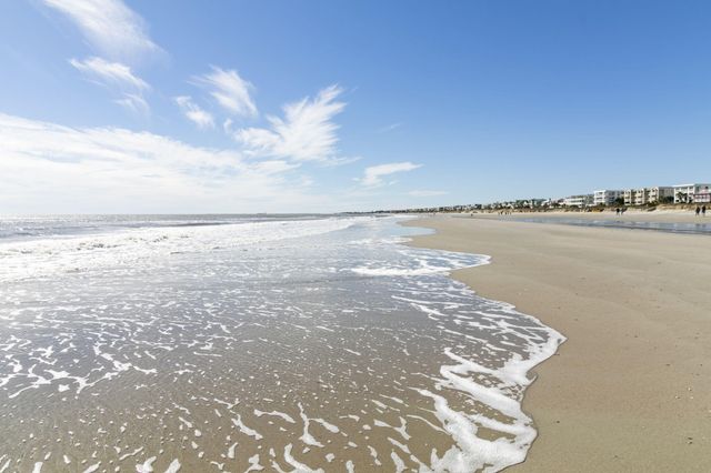1300 Ocean Boulevard 140, Isle Of Palms, SC 29451