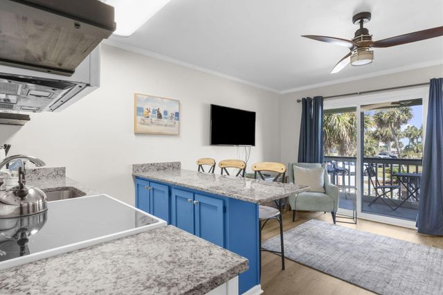 1300 Ocean Boulevard 140, Isle Of Palms, SC 29451