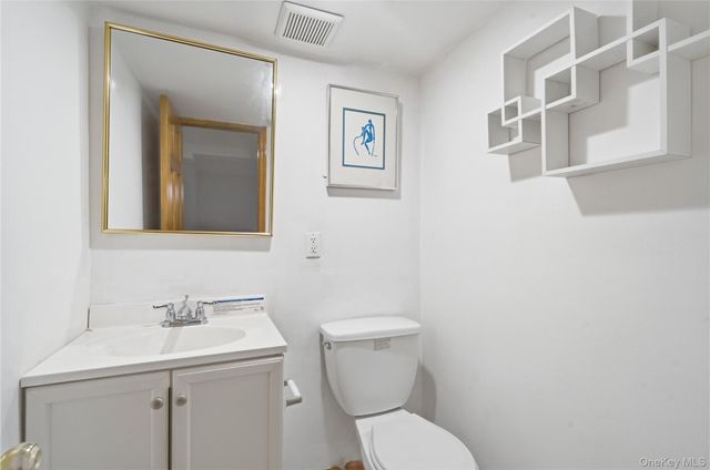 2934 161st Street, Flushing, NY 11358