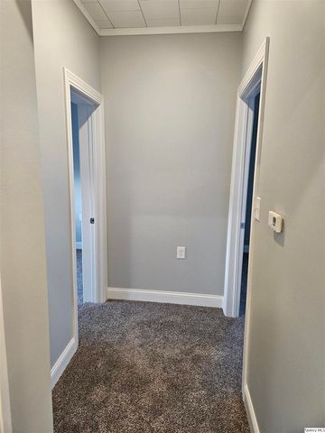 913 N 12th Street, Quincy, IL 62301