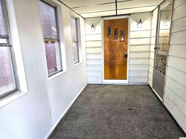 913 N 12th Street, Quincy, IL 62301