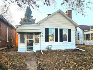 913 N 12th Street, Quincy, IL 62301