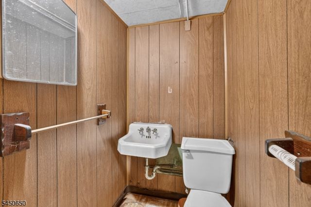 253 Chestnut St, Bound Brook Boro, NJ 08805