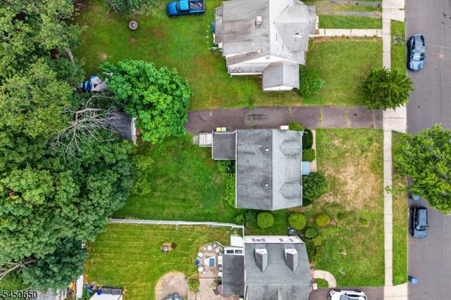 253 Chestnut St, Bound Brook Boro, NJ 08805