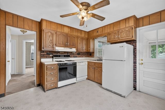 253 Chestnut St, Bound Brook Boro, NJ 08805