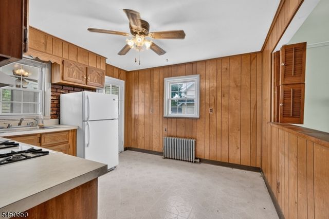 253 Chestnut St, Bound Brook Boro, NJ 08805