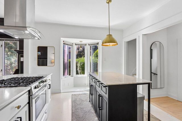 4207 N Murray AVENUE, Shorewood, WI 53211