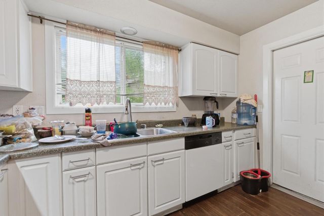 4273 Olivehurst Ave, Olivehurst, CA 95961