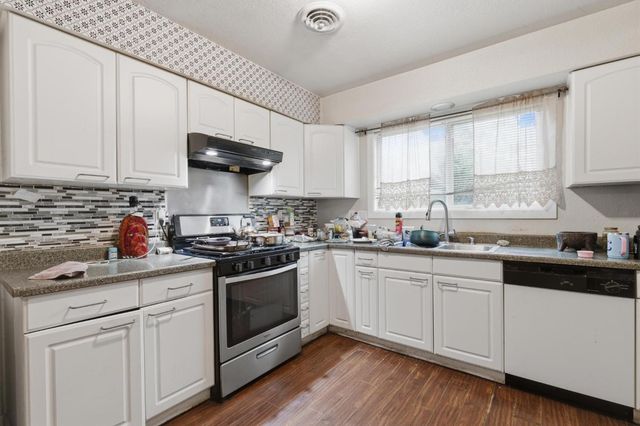 4273 Olivehurst Ave, Olivehurst, CA 95961