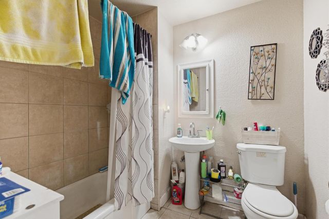 4273 Olivehurst Ave, Olivehurst, CA 95961