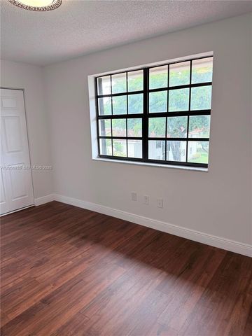 9850 Hammocks Boulevard 107, Miami, FL 33196