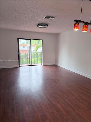 9850 Hammocks Boulevard 107, Miami, FL 33196