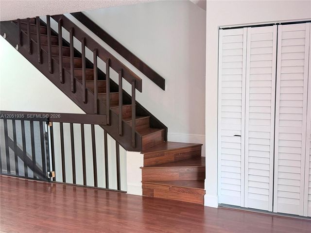 9850 Hammocks Boulevard 107, Miami, FL 33196