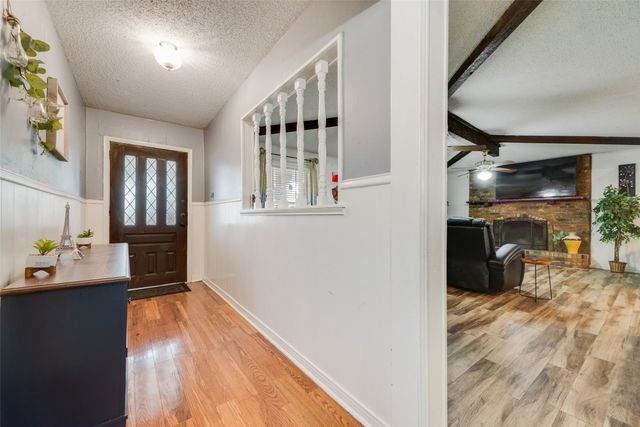 115 Mantlebrook Drive, Desoto, TX 75115