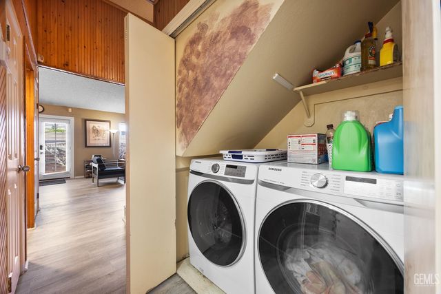 5101 Dunsmuir Road 13, Bakersfield, CA 93309